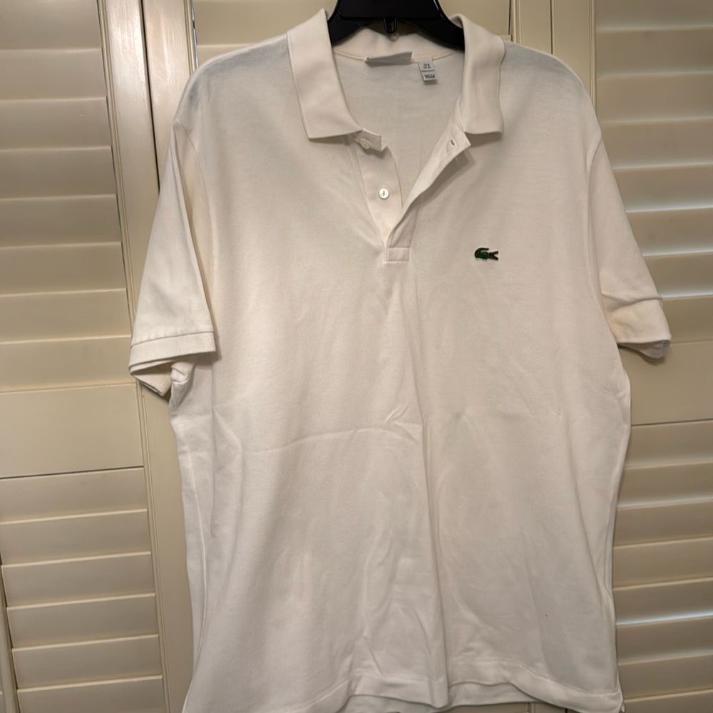 Lacoste Classic Fit Men’s Polo. Size US XL. FR 6. Worn once. 100% Cotton. White